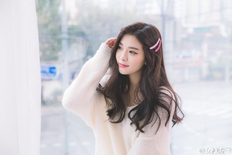 王毅会见巴基斯坦副总理兼外长达尔